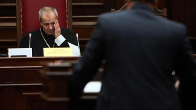 valery-court-constitutional-chairman-862.si