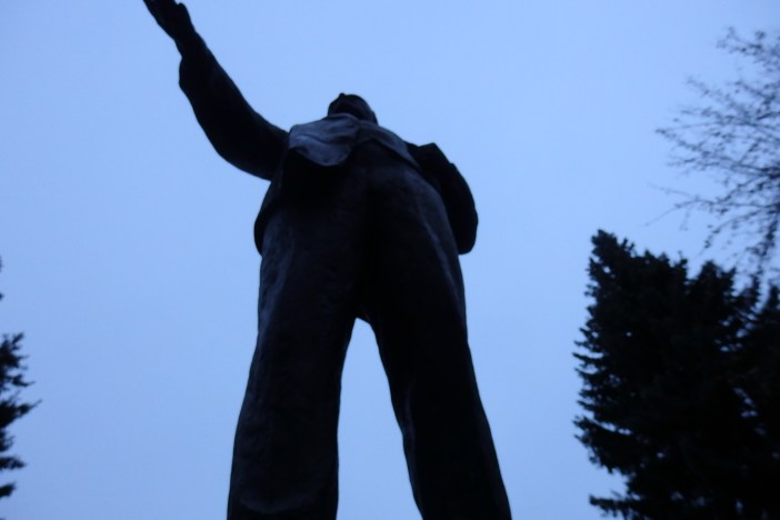 Statue of Lenin, Detskoye Selo State Farm