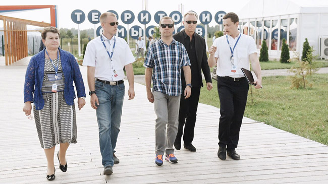 Dmitry Medvedev at Terra Scientia youth forum. Photo courtesy of Zebra TV