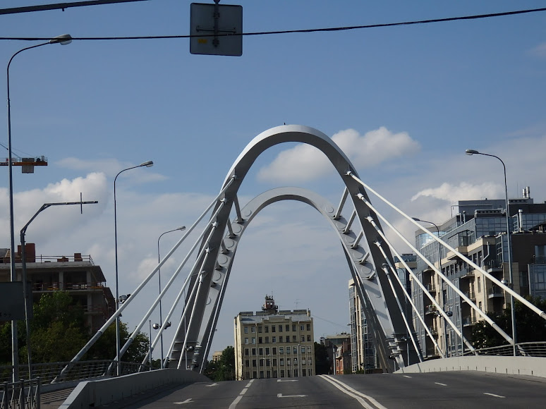 Cables bridges are also now all the rage in Petersburg. The wholly reconstructed Lazarev Bridge (2009) took us back to the Petrograd Side. 